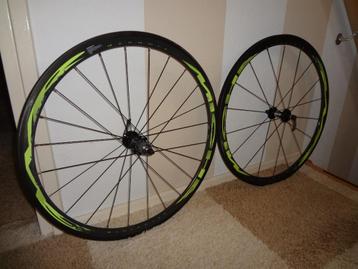 nieuw set Miche SWR RC 38mm carbon clincher wielen dura ace beschikbaar voor biedingen