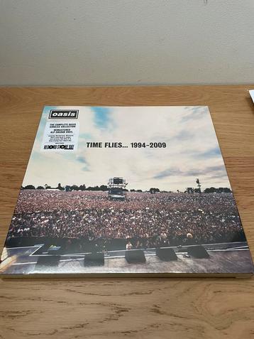 Oasis – Time Flies 1994-2009 4LP (Record Store Day limited) beschikbaar voor biedingen