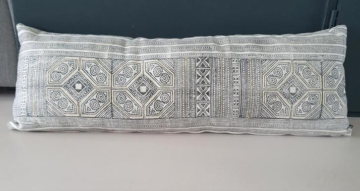 Bohemian langwerpig kussen - rolkussen, Huis en Inrichting, Woonaccessoires | Kussens, Zo goed als nieuw, Beige, Rechthoekig, Ophalen of Verzenden