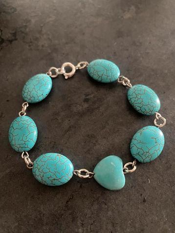 Turqoise kleur armband beschikbaar voor biedingen