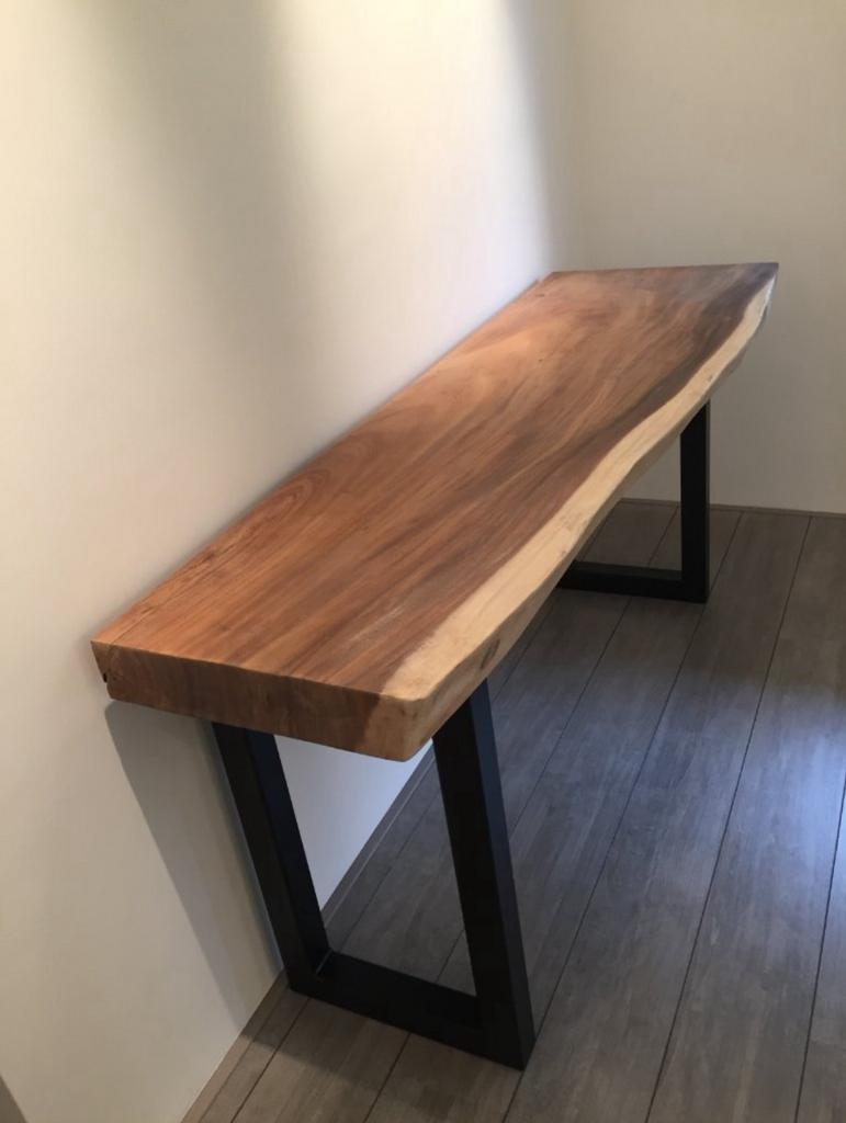 Prachtige PW interiors boomstam sidetable/bijzettafel, Huis en Inrichting, Tafels | Sidetables, Zo goed als nieuw, Modern, design, maatwerk, luxe, warm