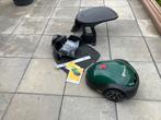 Robotmaaier met garage, Tuin en Terras, Robotmaaiers, Ophalen of Verzenden, Zo goed als nieuw
