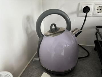 Cute water kettle - soft lavender coloured beschikbaar voor biedingen