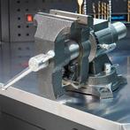 Draaibare bankschroef van €199,- NU VOOR, Ophalen, Zo goed als nieuw