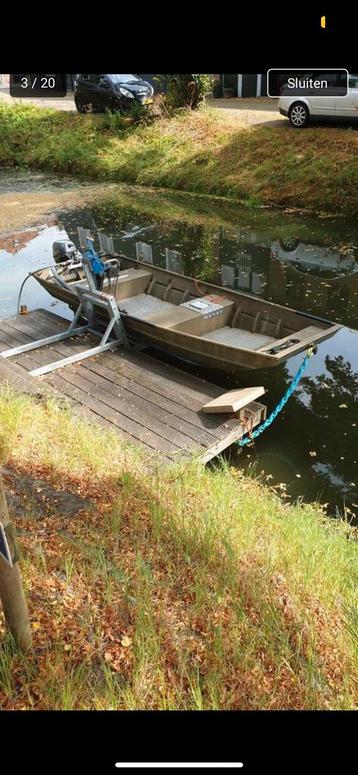 Alumacraft stuurconsole aluminium platbodem 10 pk 4 takt beschikbaar voor biedingen