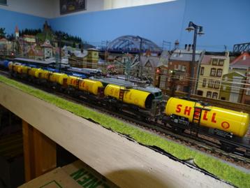 Trix Express SHELL ketelwagens beschikbaar voor biedingen