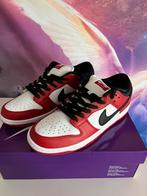 Nike SB dunk low pro J-Pack chicago maat 44.5 DS, Ophalen of Verzenden, Nieuw, Overige kleuren