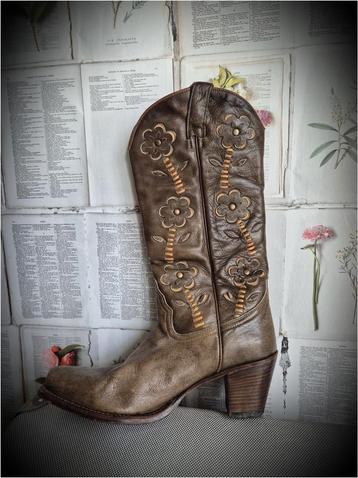 Sendra laarzen / herfst laarzen / bloemen laarzen beschikbaar voor biedingen