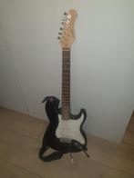 Entrada elektrische gitaar + standaard & riem (goede staat), Muziek en Instrumenten, Ophalen of Verzenden, Gebruikt, Solid body