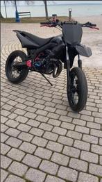 Opzoek naar derbi senda wielen 17 inch, Ophalen of Verzenden, Zo goed als nieuw