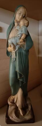 Handgemaakt Italiaans beeld van Maria met Jezus . Vintage, Antiek en Kunst, Antiek | Religie, Ophalen