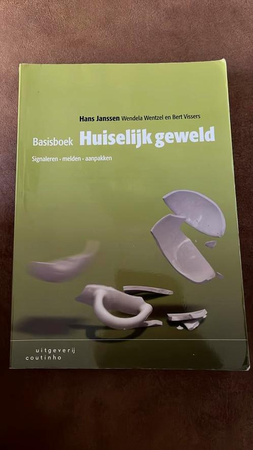 Hans Janssen - Basisboek huiselijk geweld, Boeken, Politiek en Maatschappij, Zo goed als nieuw, Maatschappij en Samenleving, Nederland