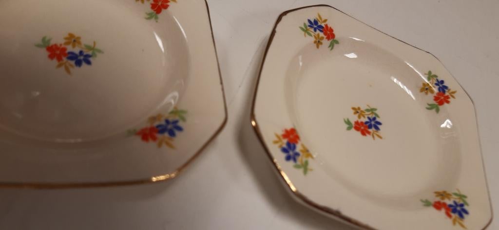 Vintage Petrus Regout Boudewijn Pioenroos Borden, Antiek en Kunst, Antiek | Keramiek en Aardewerk, Ophalen of Verzenden