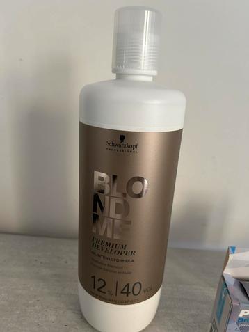 Schwarzkopf BlondMe Developer 1L beschikbaar voor biedingen