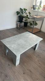 Moderne salontafel in betonlook - stevige staat, Huis en Inrichting, Tafels | Bijzettafels, Minder dan 55 cm, Rond, Ophalen of Verzenden