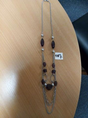 Ketting 88 cm met paarse kralen  beschikbaar voor biedingen