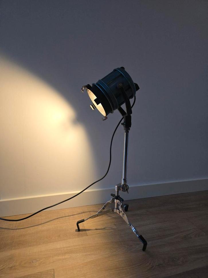 Movie Film Studio Spotlight Floor Lamp Vintage Berkey Italia, Antiek en Kunst, Antiek | Lampen, Ophalen of Verzenden