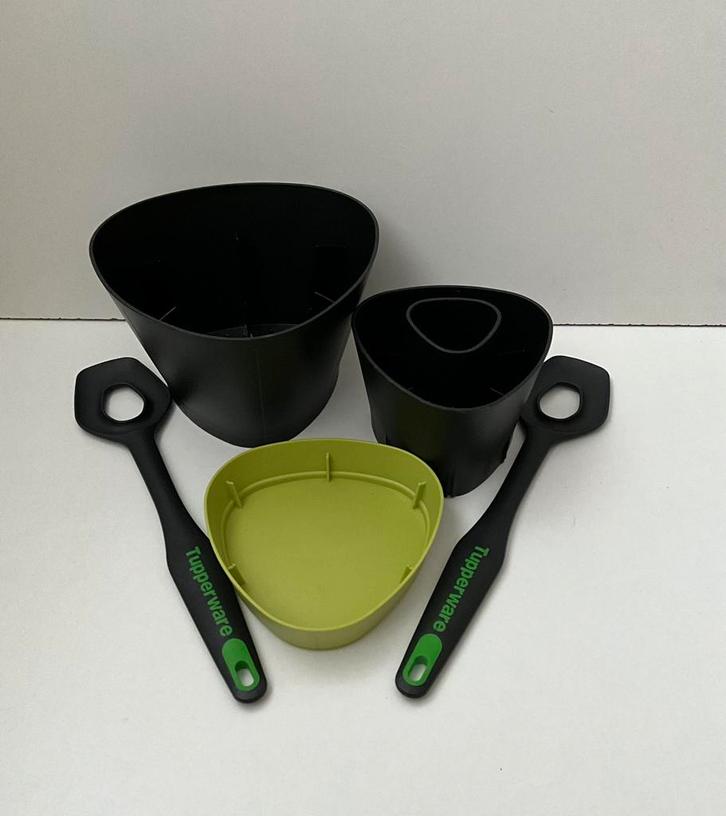 Nieuw Tupperware keukenset kleur zwart met groen, Huis en Inrichting, Keuken | Tupperware, Nieuw, Overige typen, Groen, Ophalen