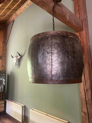 Stoere industriële hanglamp beschikbaar voor biedingen