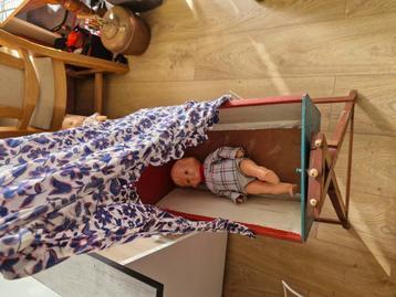 Oude poppensspulletjes 65 jaar oud. beschikbaar voor biedingen