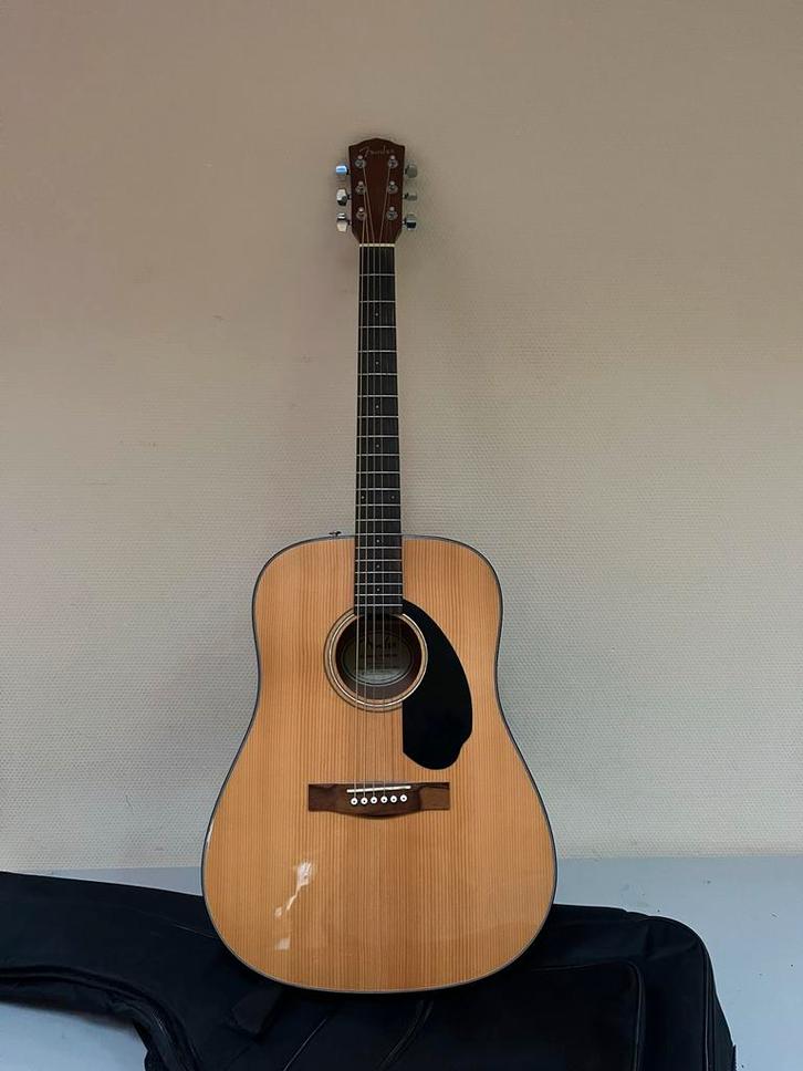 Fender CD-60S Akoestische Gitaar met Hoes, Muziek en Instrumenten, Snaarinstrumenten | Gitaren | Akoestisch, Zo goed als nieuw