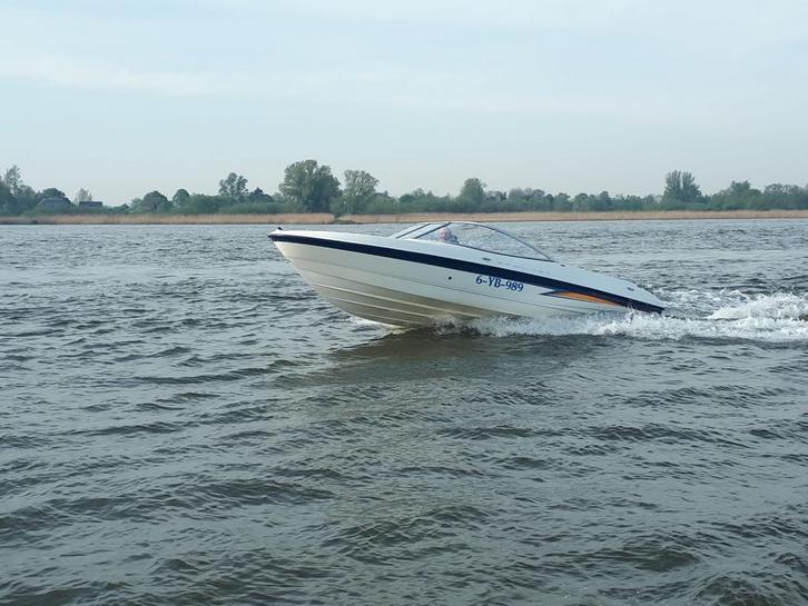 Bayliner 205 Sport, Watersport en Boten, Speedboten, Gebruikt, 3 tot 6 meter, Benzine, 120 tot 200 pk, Polyester, Binnenboordmotor