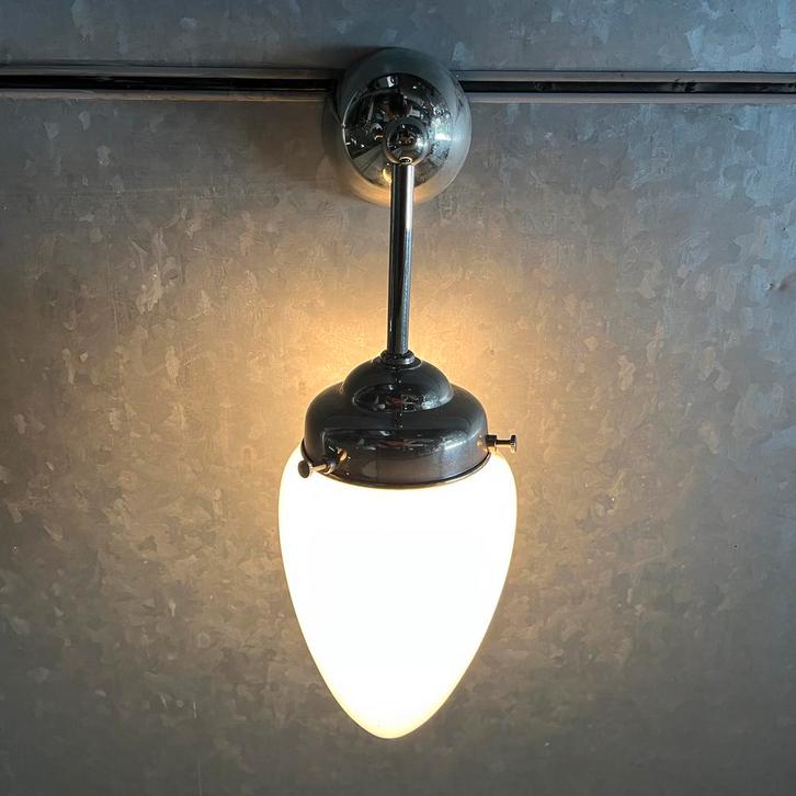 Art deco wandlamp Giso kleine menhir, Huis en Inrichting, Lampen | Wandlampen, Zo goed als nieuw, Glas, Metaal, Ophalen of Verzenden