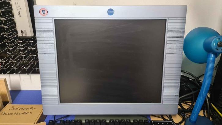 Yakumo TFT 17 inch computermonitor met luidsprekers, Computers en Software, Monitoren, Gebruikt, 60 Hz of minder, VGA, Gaming