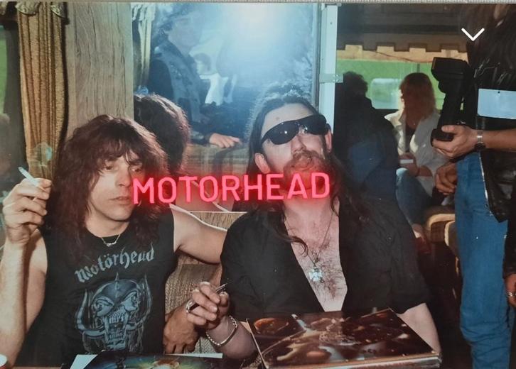 Motorhead Poperinge 1984 Lemmy Wurzel 11 unieke fotos, Verzamelen, Muziek, Artiesten en Beroemdheden, Nieuw, Foto of Kaart, Ophalen of Verzenden