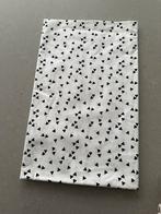 Poplin katoenen stoffen lap wit met zwarte triangel driehoek, Hobby en Vrije tijd, Stoffen en Lappen, Ophalen of Verzenden, Zo goed als nieuw
