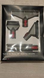 Dyson V8 opzet stukjes tool kit for Dyson V 8, Ophalen of Verzenden, Zo goed als nieuw