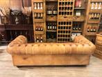 Orginele delta cognac leren chesterfield 3,5 zits, Huis en Inrichting, Banken | Bankstellen, Ophalen, 100 tot 125 cm, Delta, Info@chesterfieldjunkie.nl