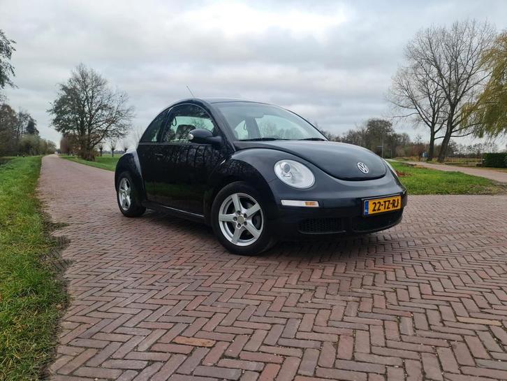 VW Beetle 2.0 Liter Automaat 2007
- 46.000km, Auto's, Volkswagen, Particulier, Beetle (Kever), Benzine, G, Hatchback, Automaat