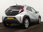 Toyota Aygo X 1.0 VVT-i S-CVT first | LED | Lichtmetalen vel, Auto's, Toyota, Origineel Nederlands, Te koop, Zilver of Grijs, 20 km/l