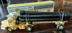Dinky Toys 1:43 - 1  - ref. 893 Unic Pipe Truck in doos, Hobby en Vrije tijd, Modelauto's | 1:43, Ophalen of Verzenden, Gebruikt