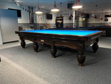 Biljart Van den Berg, model Classic ( 142 x 284 Match ) beschikbaar voor biedingen