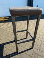 10 barkrukken met beschadigd zitvlak, Huis en Inrichting, Barkrukken, Met voetsteun, 60 tot 90 cm, Ophalen of Verzenden, Metaal