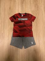 Feyenoord pyamaset - shirt en short maat 122, Kinderen en Baby's, Kinderkleding | Schoenen en Sokken, Ophalen of Verzenden, Zo goed als nieuw