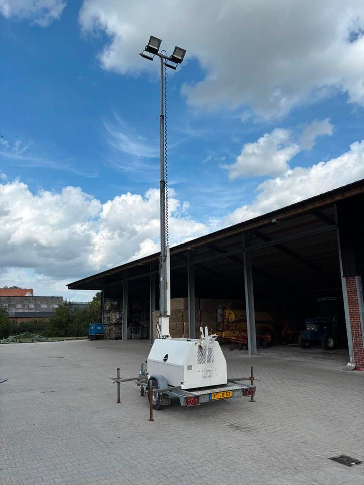 Mobiele lichtmast, Doe-het-zelf en Verbouw, Bouwverlichting, Zo goed als nieuw, Overige typen, Minder dan 50 watt, Ophalen