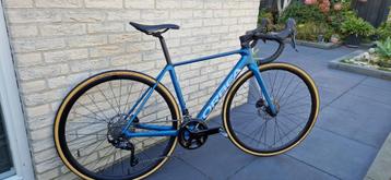 ORBEA Orca, M30 Slate Blue-Halo Silver (Matt) Maat 47. beschikbaar voor biedingen