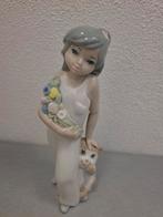 Vintage Lieflijke porseleinen beeldje van meisje met kat, Ophalen of Verzenden