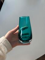 Petrol kleurig glazen vaasje, Blauw, Ophalen of Verzenden, Minder dan 50 cm, Glas