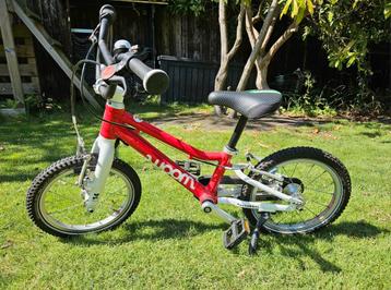 Woom 2 lichtgewicht fiets 14 inch beschikbaar voor biedingen