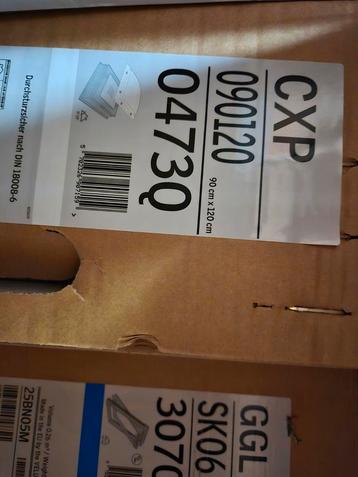 Velux vlucht lichtkoepel 90x120  beschikbaar voor biedingen