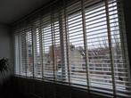 3x witte houten jaloezieen 90 cm breed, Huis en Inrichting, Stoffering | Gordijnen en Lamellen, Gebruikt, Wit, 150 tot 200 cm