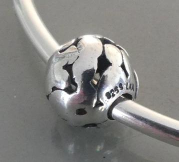 Trollbeads SPIKKELS beschikbaar voor biedingen