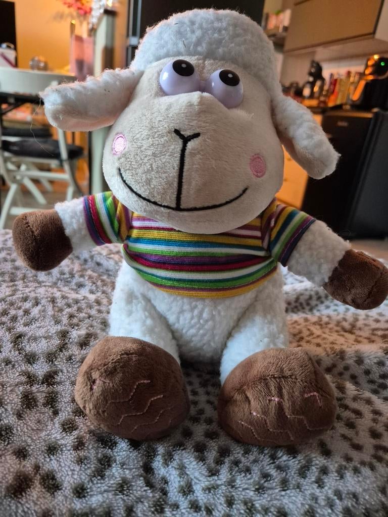 Te koop Zingende schaap zgan, Kinderen en Baby's, Speelgoed | Knuffels en Pluche, Ophalen of Verzenden, Zo goed als nieuw, Overige typen