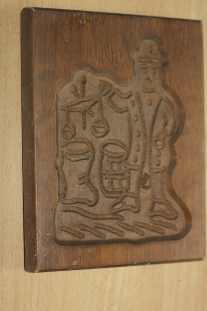 Koekplank tabakshandelaar 19 x 14,5 cm 5717, Antiek en Kunst, Antiek | Keukenbenodigdheden, Ophalen of Verzenden