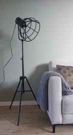 Vloerlamp zwart Industrieel Light & Living Lamp metaal Nieuw, Huis en Inrichting, Lampen | Vloerlampen, Ophalen, Modern Industrieel