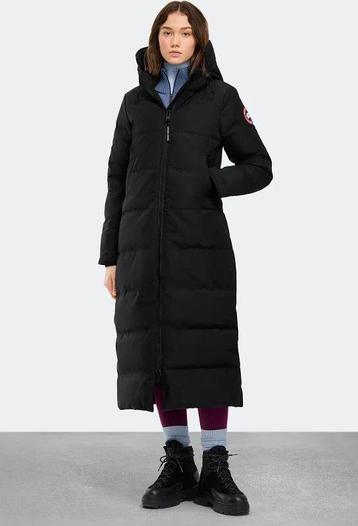Partijverkoop merk winterjassen beschikbaar voor biedingen
